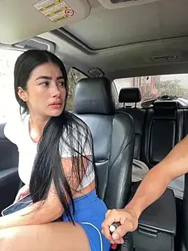 Sweet_and_caramel on StripChat