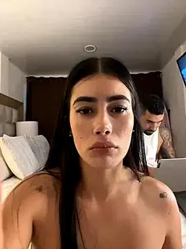 Sweet_and_caramel on StripChat