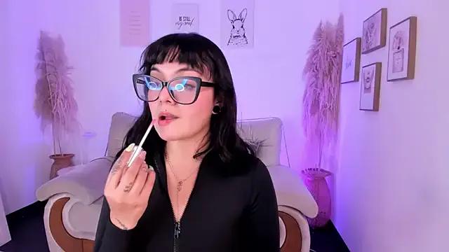 Sweet_Namii on StripChat