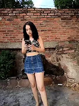 sweet_outdoor_charm's avatar