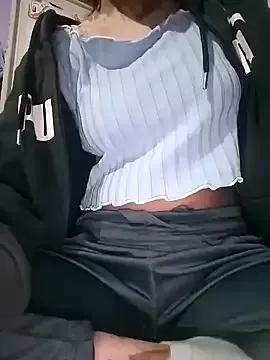 sweet_simmi on StripChat