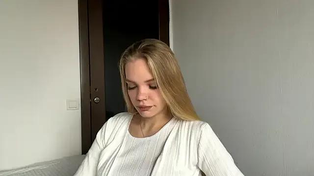 SweetAmelia69 on StripChat