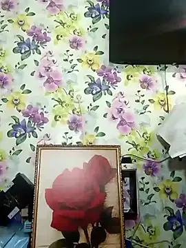 sweetbb15 on StripChat