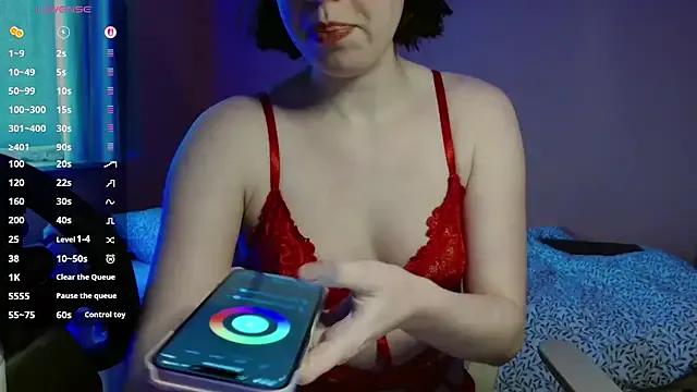 sweetliesje on StripChat