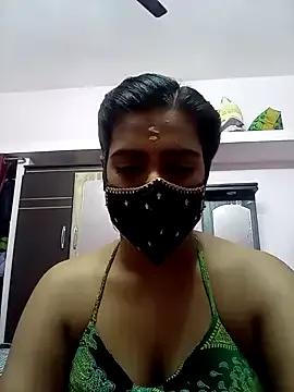 Tamil-Meenu12 on StripChat