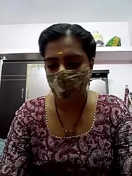 Tamil-Meenu12 on StripChat