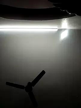 Tamil-Meenu12 on StripChat