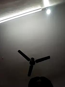 Tamil-Meenu12 on StripChat