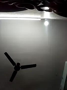 Tamil-Meenu12 on StripChat