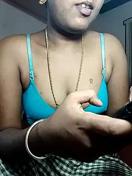Tamil_Kavitha on StripChat