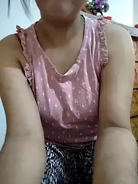 Tanha18 on StripChat
