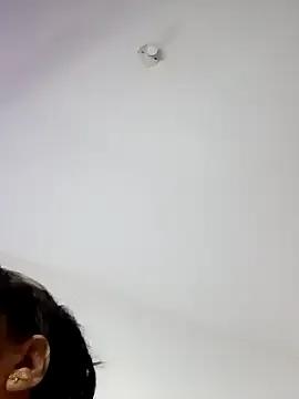 tattyHot95 on StripChat