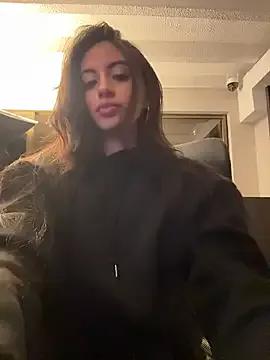 Taylor-Jonnees on StripChat