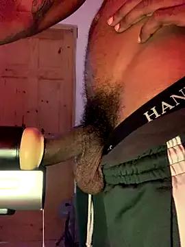 Taylor69xKiki's avatar