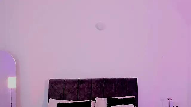 Taylormaxwell — slap me with your  & wake me up!