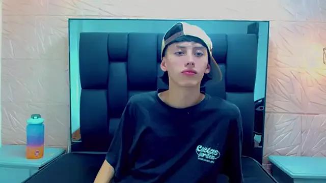 thaigo_twink38 — Private on StripChat