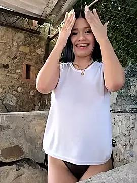 the_titis_outdoors on StripChat