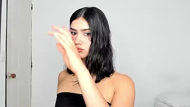 thebestass19 on StripChat