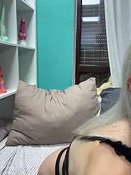 TheRealJessyLey on StripChat