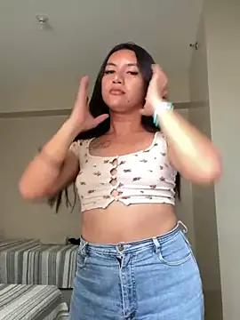 thinker_belle on StripChat