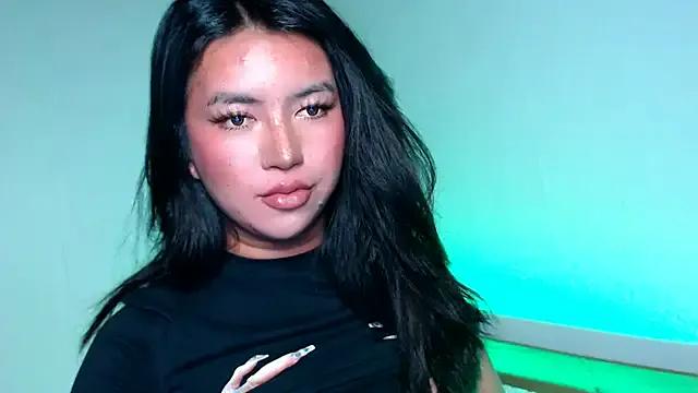 thinker_belle on StripChat