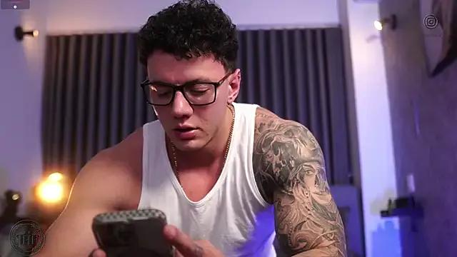 Thomas_Falcon on StripChat