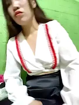 Tin_tanny on StripChat