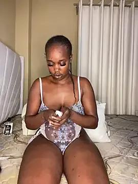 TinaFavourite on StripChat