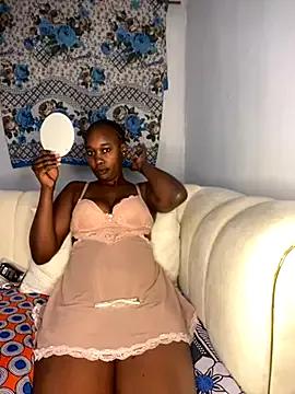 TinaFavourite on StripChat