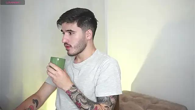 Tony_Wylie on StripChat