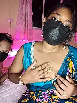 Trending_Couple on StripChat