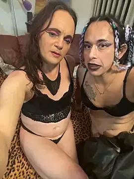 tsashelayamylynzy on StripChat