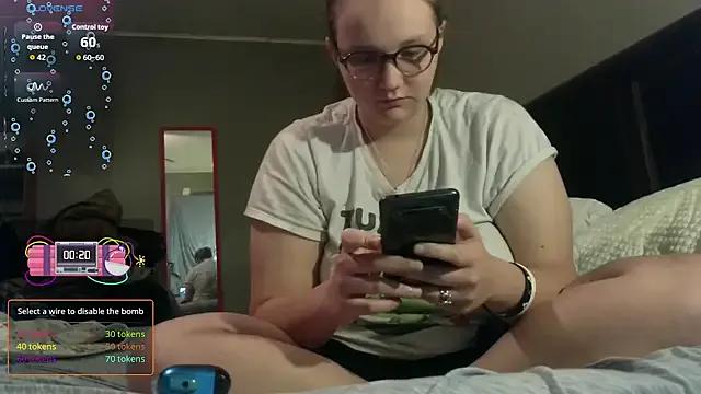 TurtleLady420 on StripChat