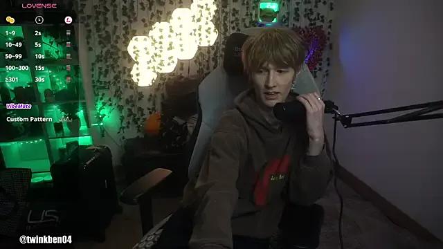 twinkben on StripChat