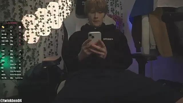 twinkben on StripChat