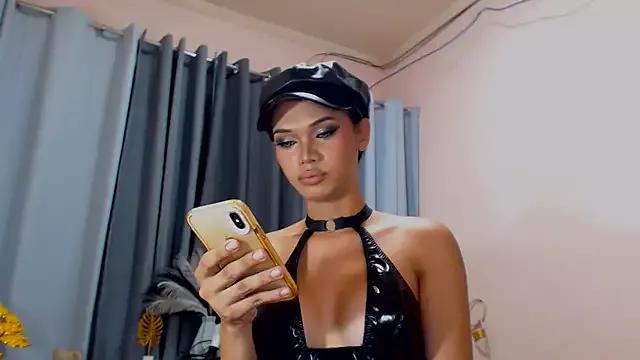 Unforgettablejulia on StripChat