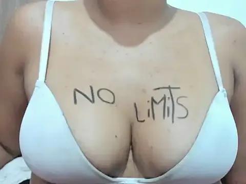 Valentinahot7 on StripChat
