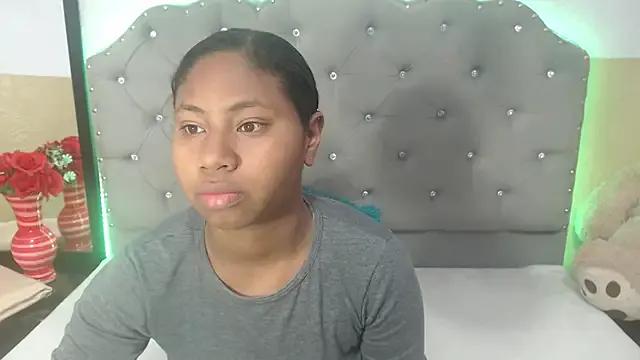 valentinavega18x on StripChat