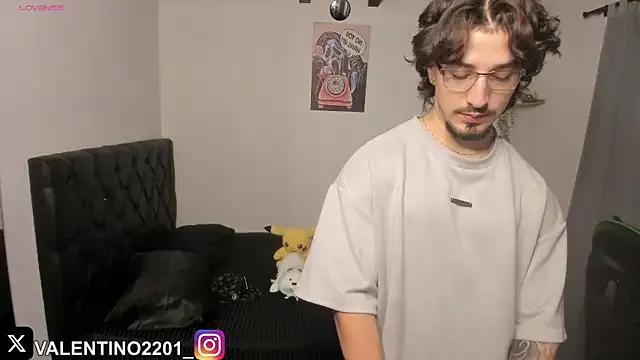 Valentino_Xander on StripChat