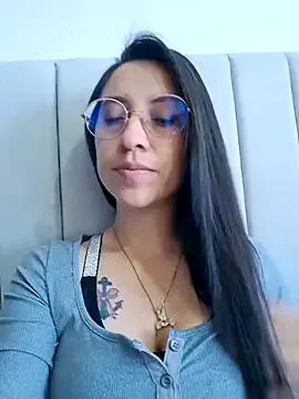 VALERY-03_ on StripChat