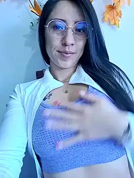 VALERY-03_ on StripChat