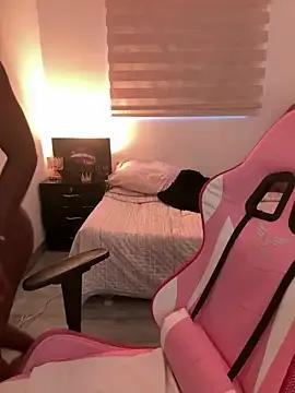 Vane_Rossee on StripChat