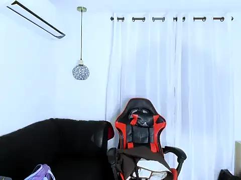 Venus_velvett on StripChat