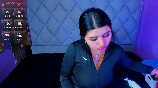 venusowen_ on StripChat