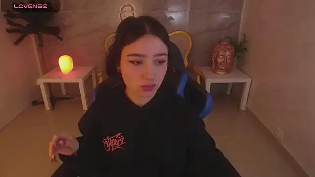 venuss09_s on StripChat