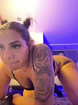 Victoria14_ on StripChat