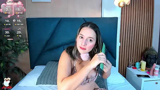 VictoriaHarriss on StripChat