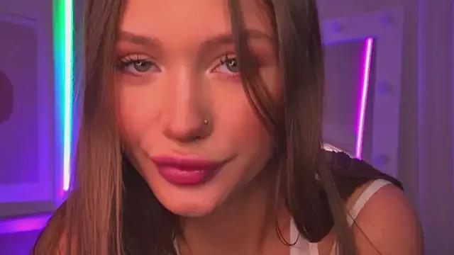 ViolaFlirt on StripChat