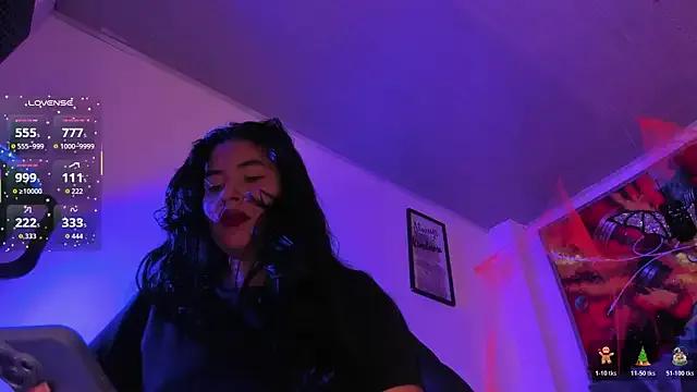 violet_blaze on StripChat