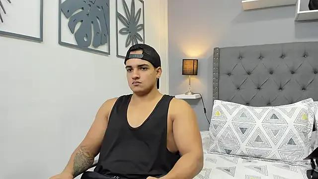 violeta_and_maxx — shows tits